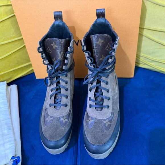 Louis Vuitton Olive and Black Lace-Up Boots - Picture 10 of 14